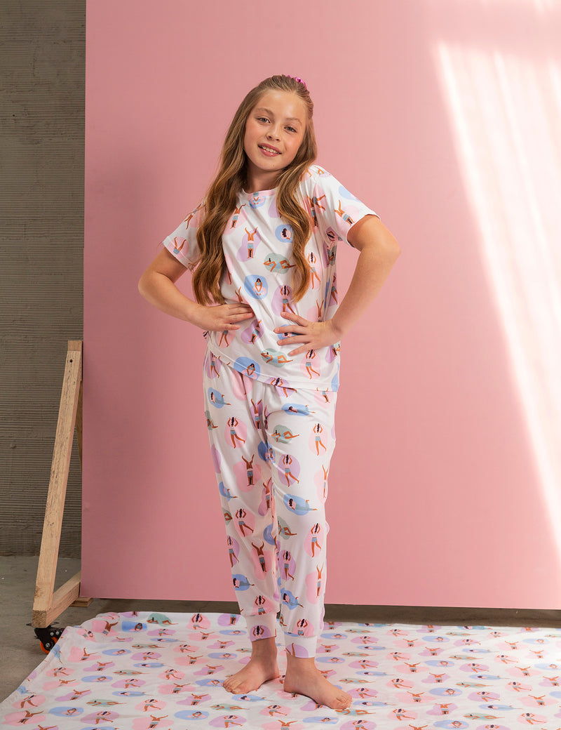 Yogui niña